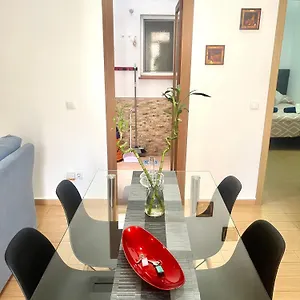 https://casita-andaluza-centro.hotelsinnerja.org